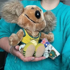 1984 Australia Olympic‎ Willy Koala Plush LA Summer Olympics pin Croner Toy VTG